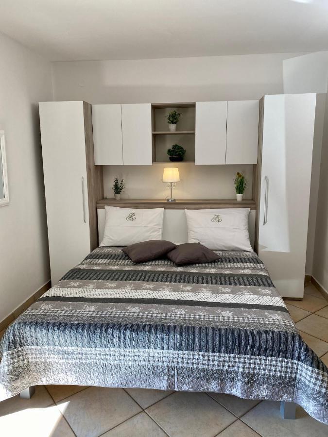 Guest House Renata Plomin Luaran gambar