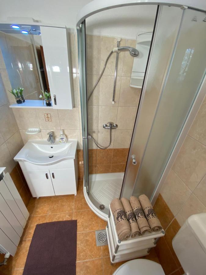 Guest House Renata Plomin Luaran gambar